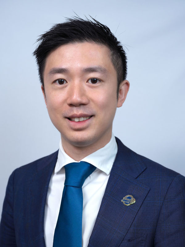 Dr. David Lee